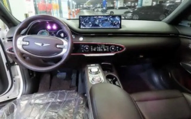 GV70일렉트릭 중고차 GV70 2.5T 가솔린 2WD 매물 사진 9 - 2022/05 73,101km